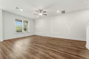 11202 Gadsen Ln, Austin, TX 78754 - Photo 10