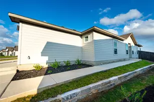 403 Cross Barn Blvd, Buda, TX 78610 - Photo 2