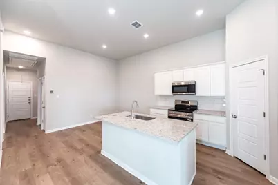 403 Cross Barn Boulevard #B, Buda, TX 78610 - Photo 4