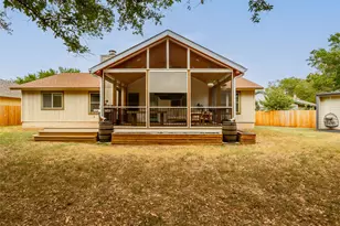 3203 Western Dr, Austin, TX 78745 - Photo 4