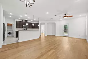 544 Ayinger Ln, Austin, TX 78728 - Photo 16