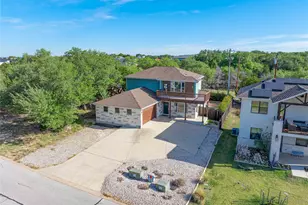 410 Summit Ridge Dr N, Point Venture, TX 78645 - Photo 32