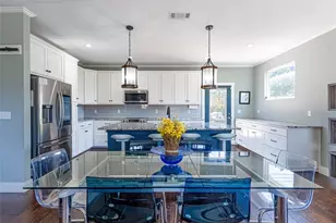 410 Summit Ridge Dr N, Point Venture, TX 78645 - Photo 10