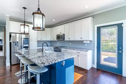 410 Summit Ridge Drive N, Point Venture, TX 78645 - Photo 6