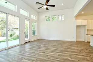 402 Zennia St, Austin, TX 78751 - Photo 6