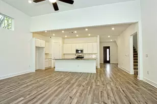 402 Zennia St, Austin, TX 78751 - Photo 4