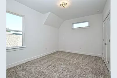 402 Zennia Street, Austin, TX 78751 - Photo 22