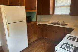 610 W Odell St, Austin, TX 78752 - Photo 14