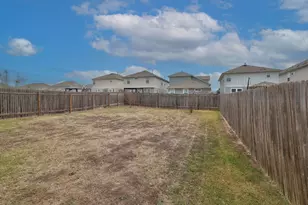 10709 Blacket Dr, Austin, TX 78747 - Photo 24