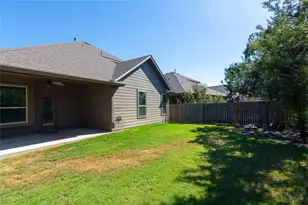 204 Serrano St, Georgetown, TX 78628 - Photo 40
