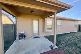 315 Wildcat Dr, Bastrop, TX 78602 - Photo 34