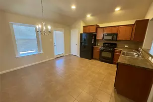 315 Wildcat Dr, Bastrop, TX 78602 - Photo 10