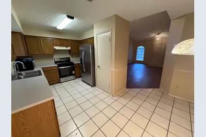 4236 Iriona Bend, Austin, TX 78749 - Photo 6