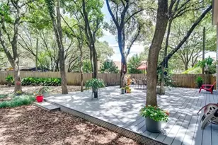 4102 Columbine Dr, Austin, TX 78727 - Photo 34
