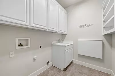 207 Breezeway Lane, Georgetown, TX 78633 - Photo 32