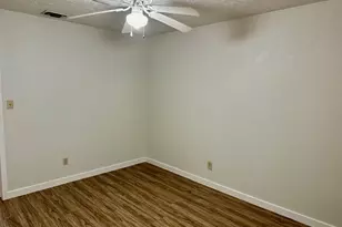 1103 Hillyer St, San Marcos, TX 78666 - Photo 18