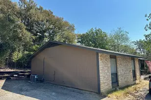 1103 Hillyer St, San Marcos, TX 78666 - Photo 2