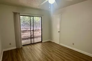 1103 Hillyer St, San Marcos, TX 78666 - Photo 16