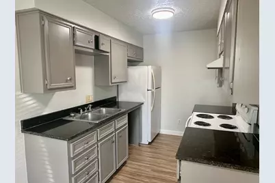 1103 Hillyer Street #A/B, San Marcos, TX 78666 - Photo 8