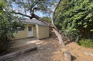 128 Coers Cir, San Marcos, TX 78666 - Photo 12