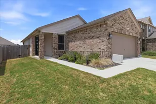 223 Pitkin Dr, Lockhart, TX 78644 - Photo 22