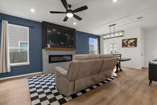 223 Pitkin Dr, Lockhart, TX 78644 - Photo 2