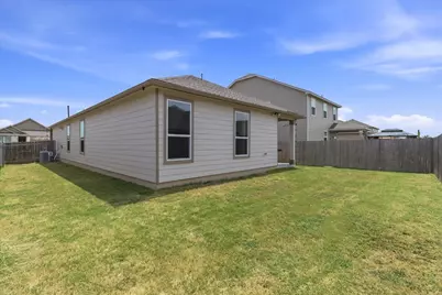 223 Pitkin Drive, Lockhart, TX 78644 - Photo 28