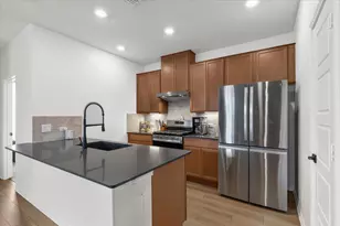 223 Pitkin Dr, Lockhart, TX 78644 - Photo 4