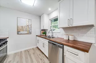 6225 Hillston Dr, Austin, TX 78745 - Photo 10