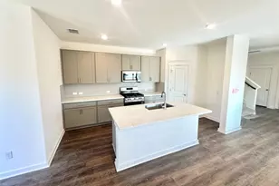 150 Oriole St, Kyle, TX 78640 - Photo 2