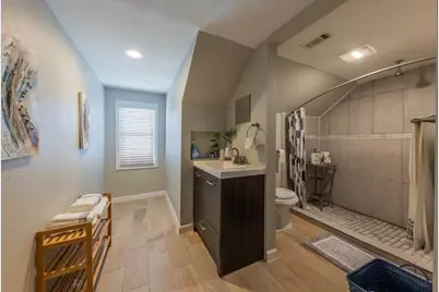 1212 N Main Street, Elgin, TX 78621 - Photo 24