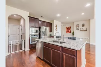 5720 Viejo Drive, Austin, TX 78738 - Photo 6