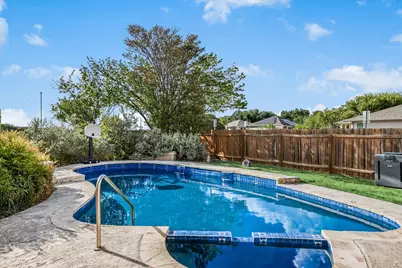 17132 Bishopsgate Drive, Pflugerville, TX 78660 - Photo 2
