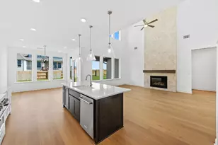 905 South Hemingway Loop, Liberty Hill, TX 78642 - Photo 6