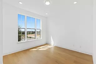 905 South Hemingway Loop, Liberty Hill, TX 78642 - Photo 2