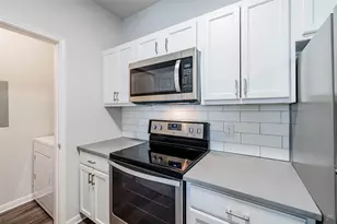 12215 Hunters Chase Dr, Austin, TX 78729 - Photo 6