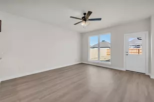 121 Walk Wy, Jarrell, TX 76537 - Photo 18