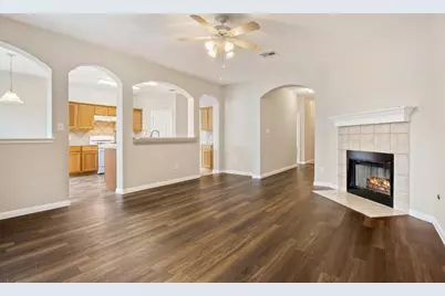 144 Oxford Drive, Kyle, TX 78640 - Photo 4