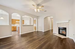 144 Oxford Dr, Kyle, TX 78640 - Photo 4