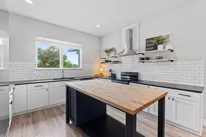 20702 Post Oak Drive, Lago Vista, TX 78645 - Photo 16