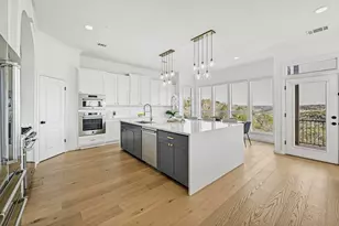 5000 Valburn Ct, Austin, TX 78731 - Photo 8