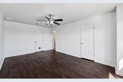 288 Triumph Road, Buda, TX 78610 - Photo 10