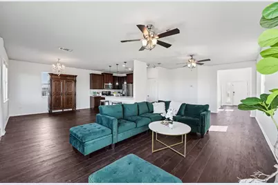 288 Triumph Road, Buda, TX 78610 - Photo 4