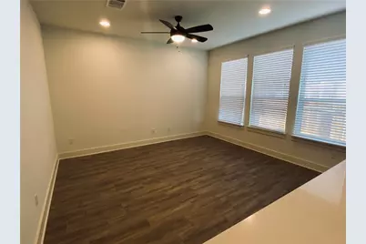 5160 N A W Grimes Boulevard #121, Round Rock, TX 78665 - Photo 8