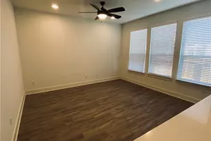 5160 N A.W. Grimes Blvd, Round Rock, TX 78665 - Photo 8