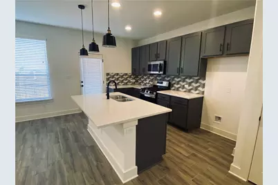 5160 N A W Grimes Boulevard #121, Round Rock, TX 78665 - Photo 2