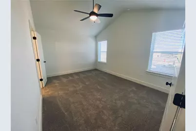 5160 N A W Grimes Boulevard #121, Round Rock, TX 78665 - Photo 14