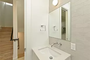 3406 E 17th St, Austin, TX 78721 - Photo 22