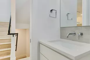 3406 E 17th St, Austin, TX 78721 - Photo 12