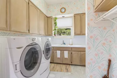 529 Buckeye Trail, West Lake Hills, TX 78746 - Photo 16